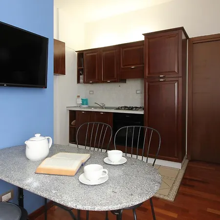 Italianway-borsieri Flat